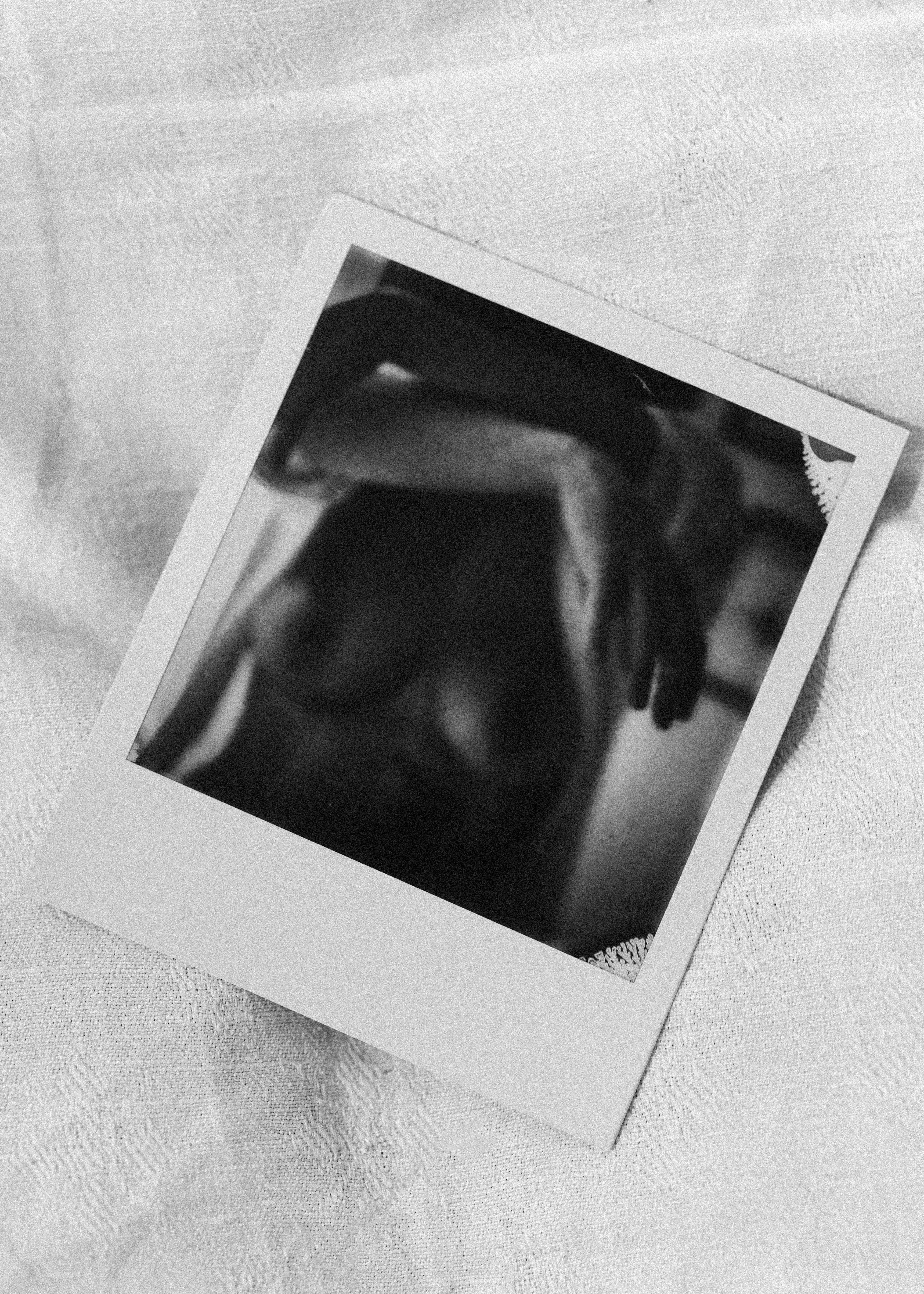 POLAROID